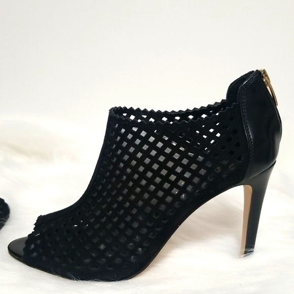 MARC FISHER 'Peddle' Suede Leather Perforated Style Peep Toe Ankle Bootie Heels - Picture 5 of 15